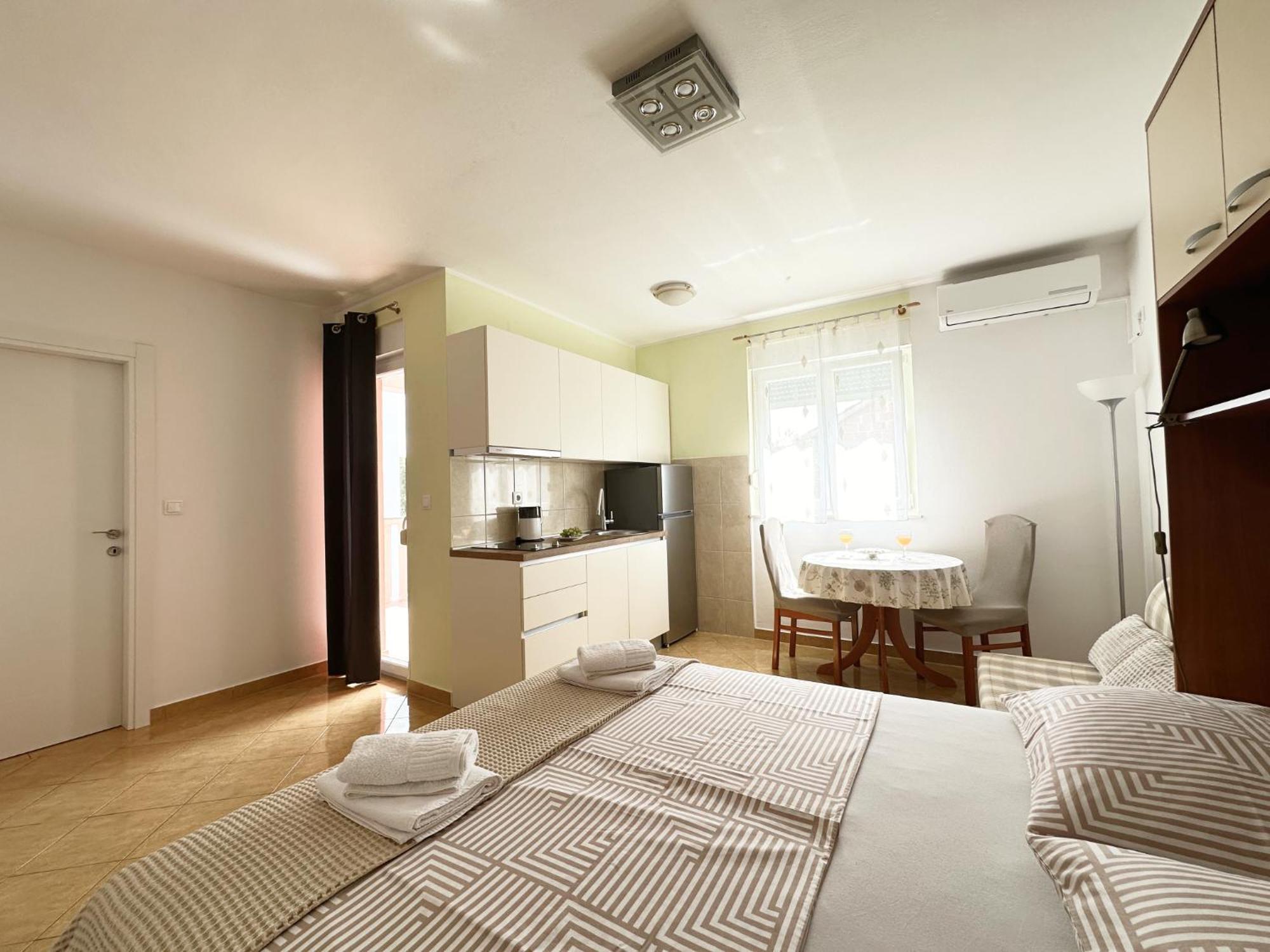 Apartments Vila Miranda ヴォディツェ エクステリア 写真